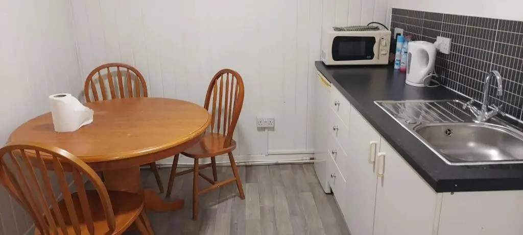 Lovely 3-bed Apartment in Parkgate Rotherham