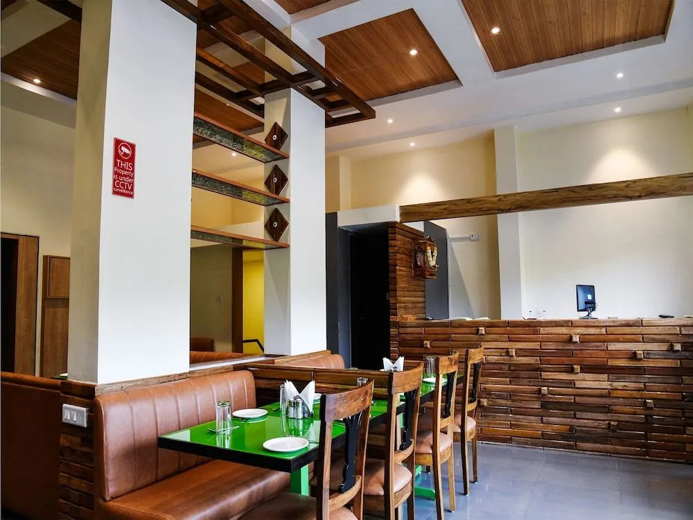 OYO 10352 Hotel Vishwas