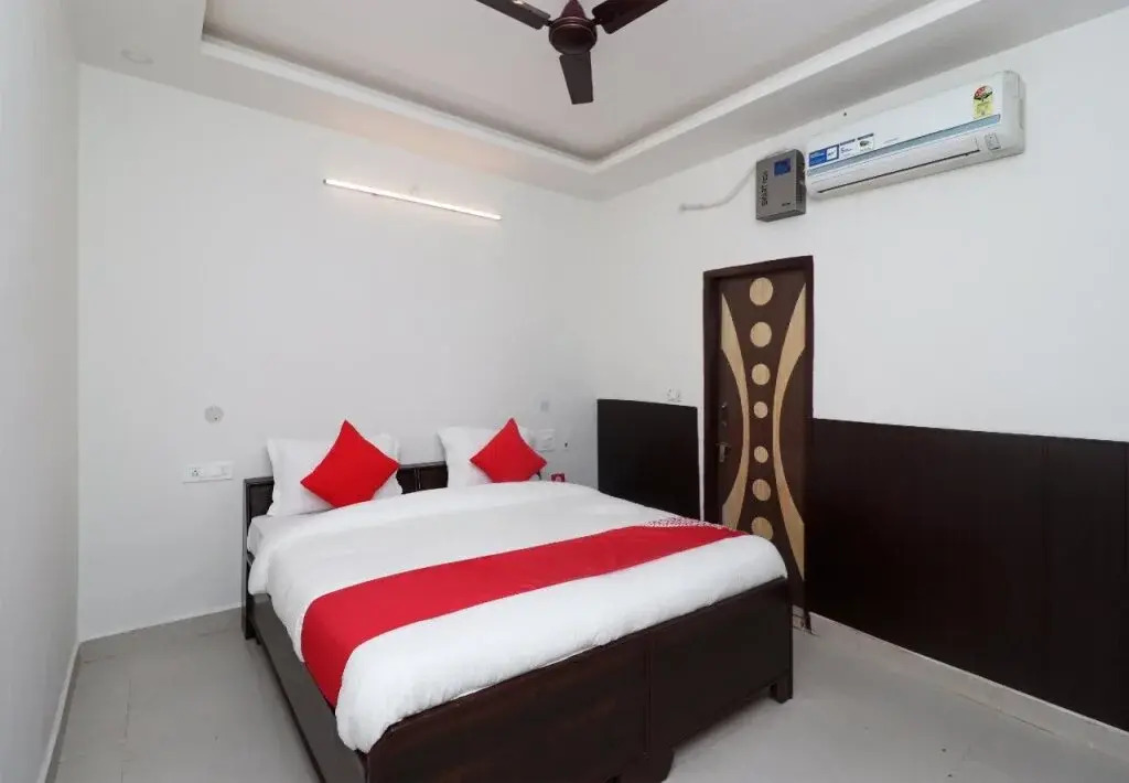 Hotel Invogue by OYO Rooms