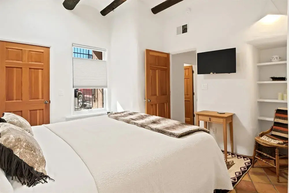 El Ocaso - The Best of Downtown, Luxury Home With Sonos Sound System