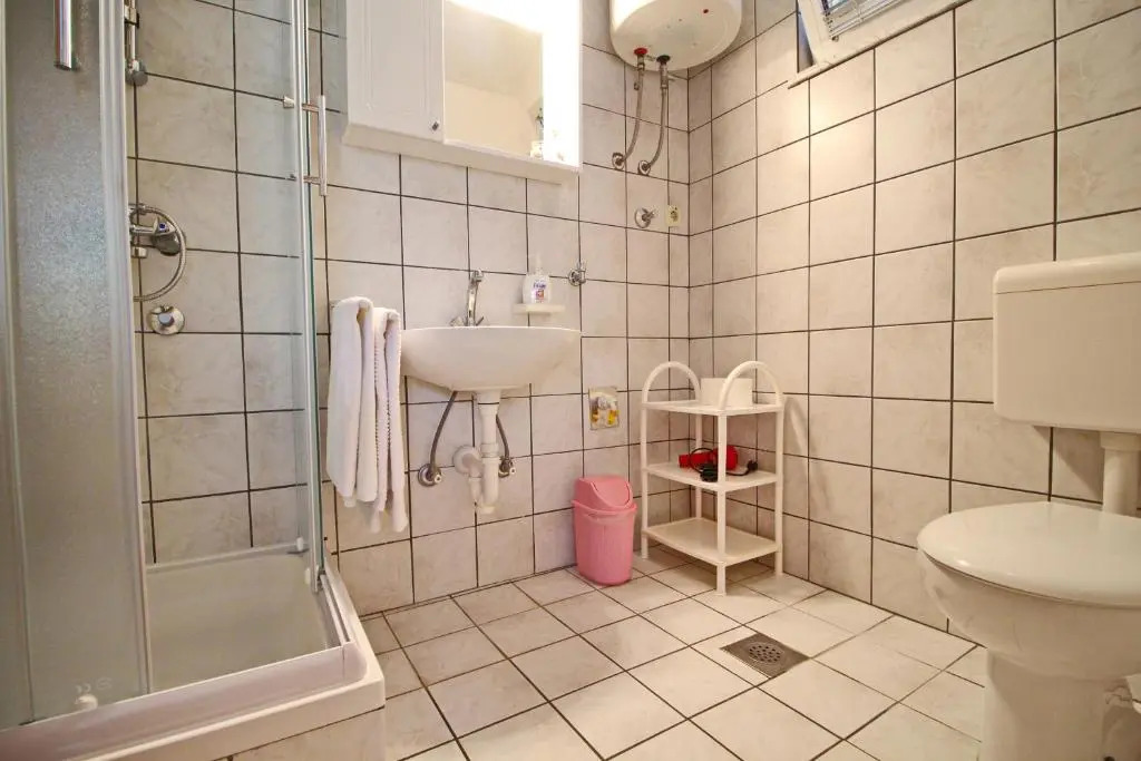 Apartments Neven