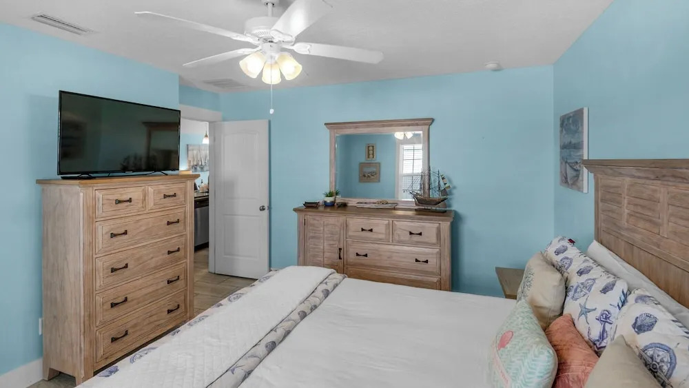 Pet Friendly! In Panama City Beach; Minutes to Beach & Pier Park