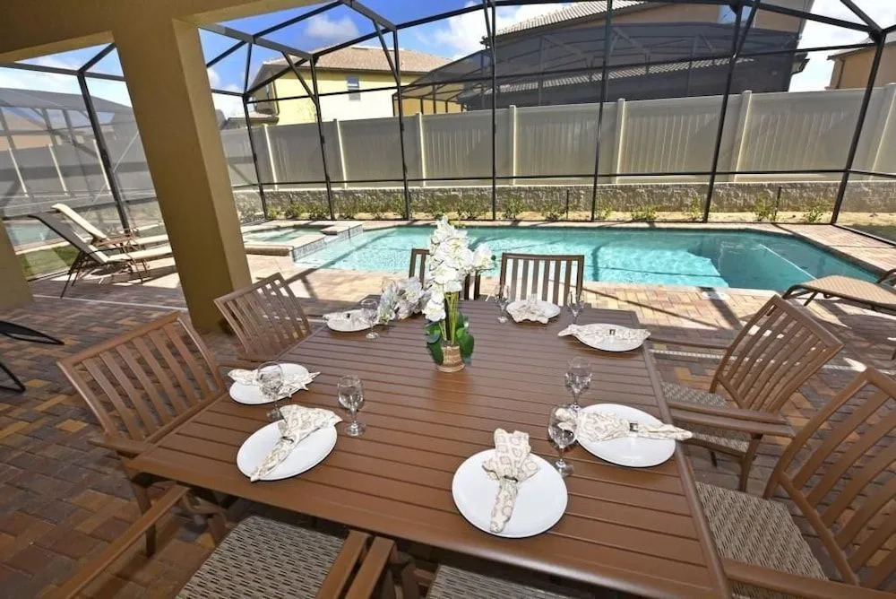 2129 Windsor Hills House 8 Bedroom by Florida Star