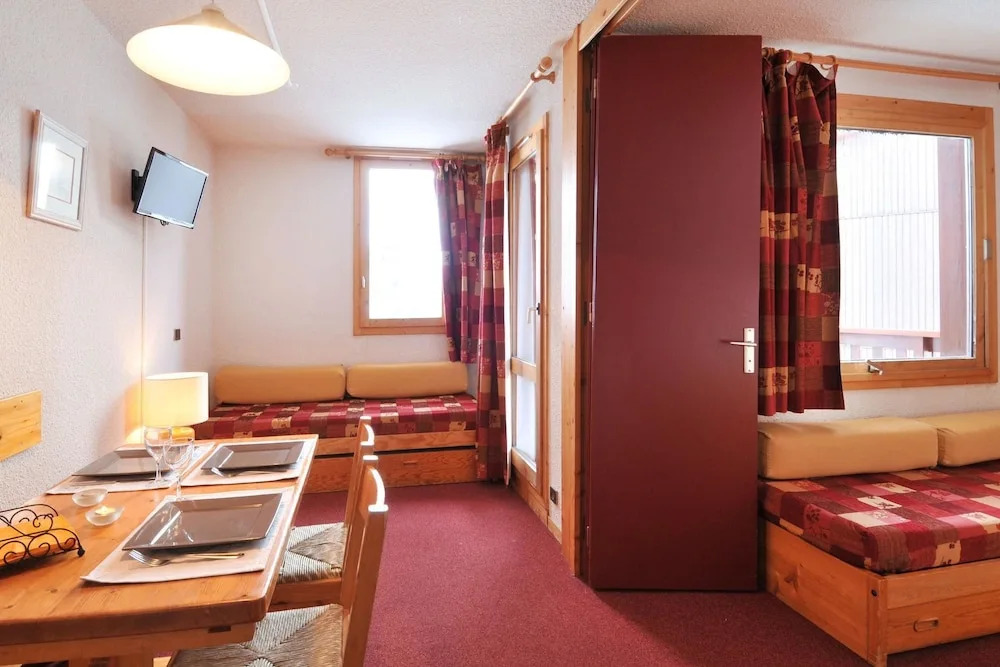 Belle Plagne Studio on the Slopes for 3/4 People of 22 mÂ² Am111