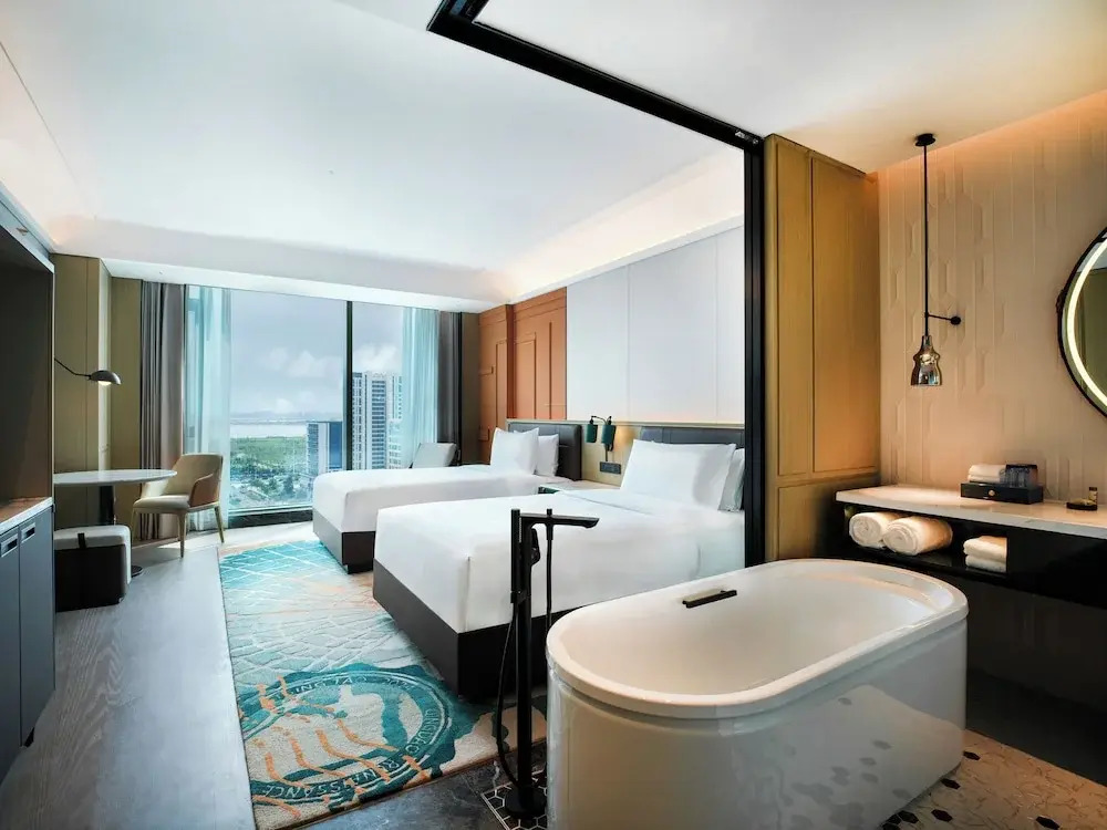 Renaissance Qingdao Hotel