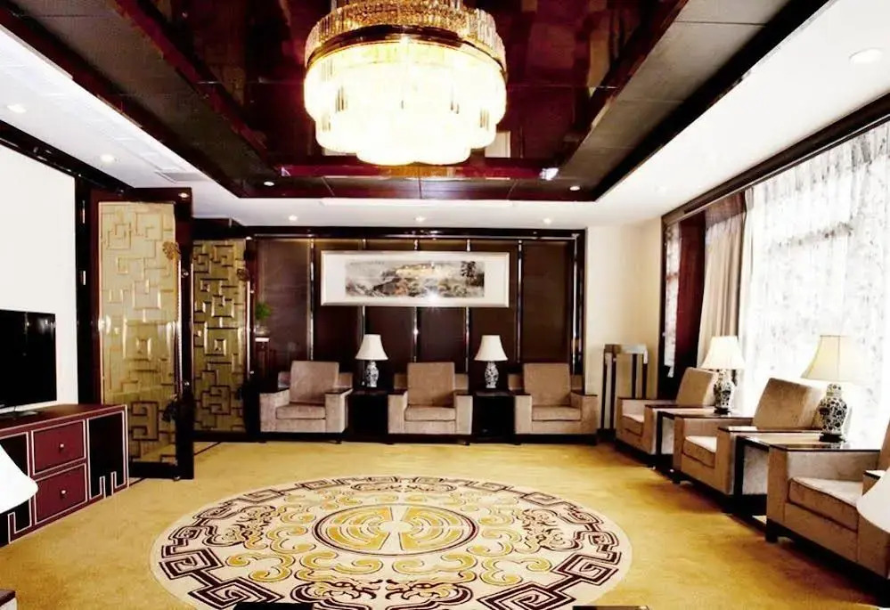 Jinhe Hotel