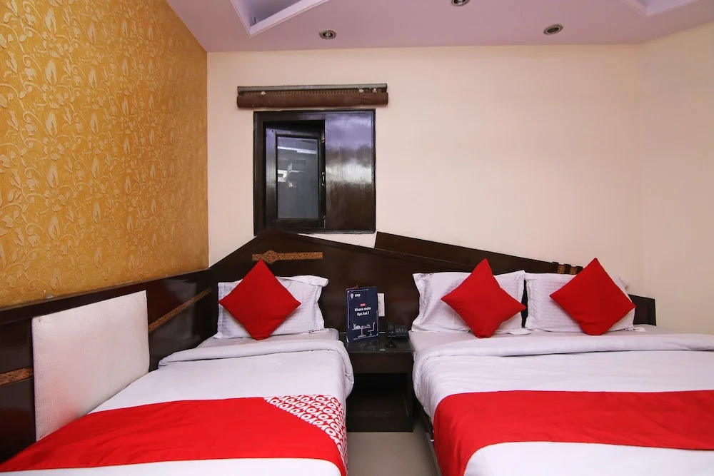 OYO 23223 Sagar Deluxe