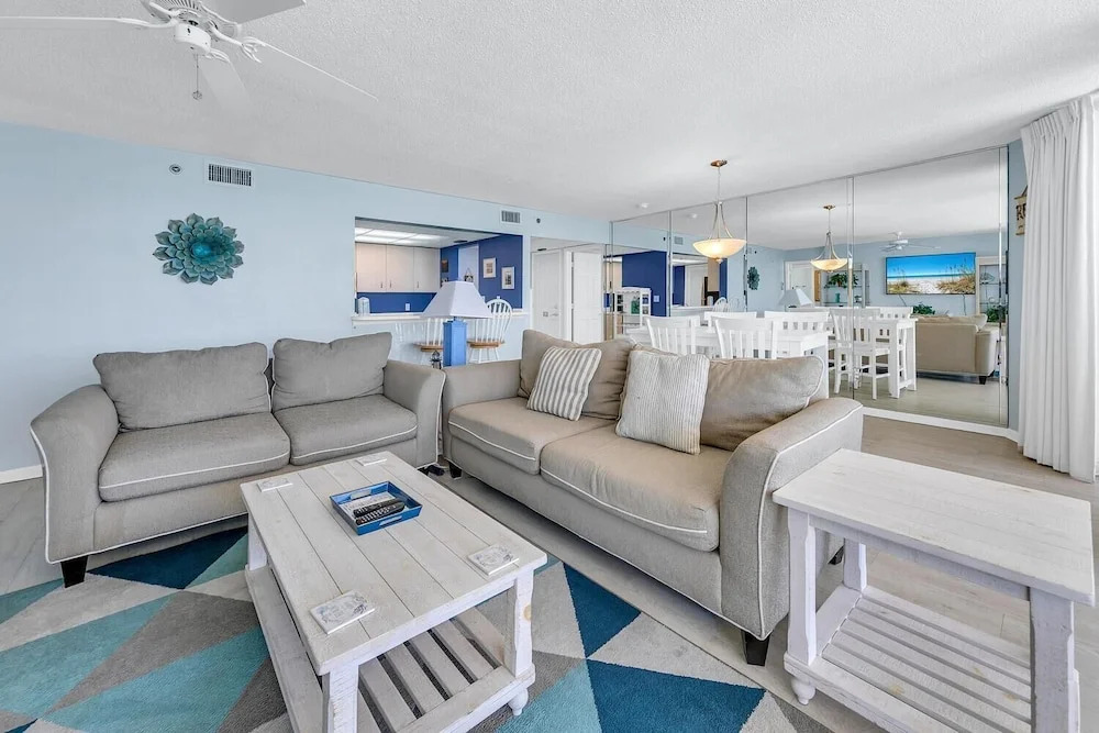 Long Beach Resort 1-1203