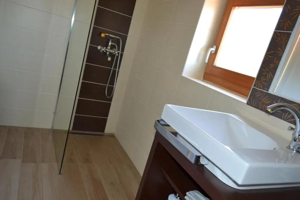 Villa Enjoy - Self-Sustainable EcoEscape by the Sea