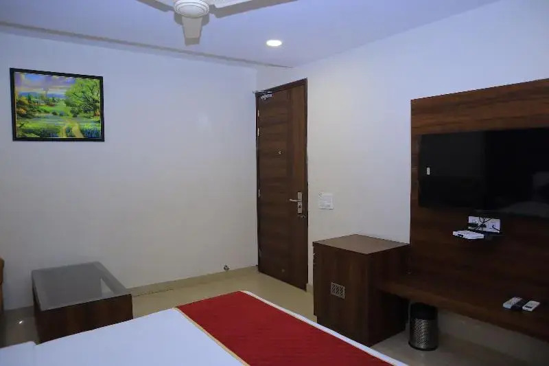 Pineberry Hotels Amritsar