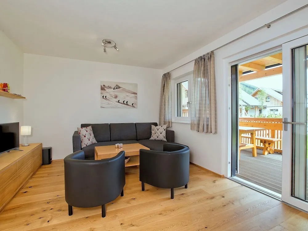 Spacious Chalet With Garden In Mauterndorf