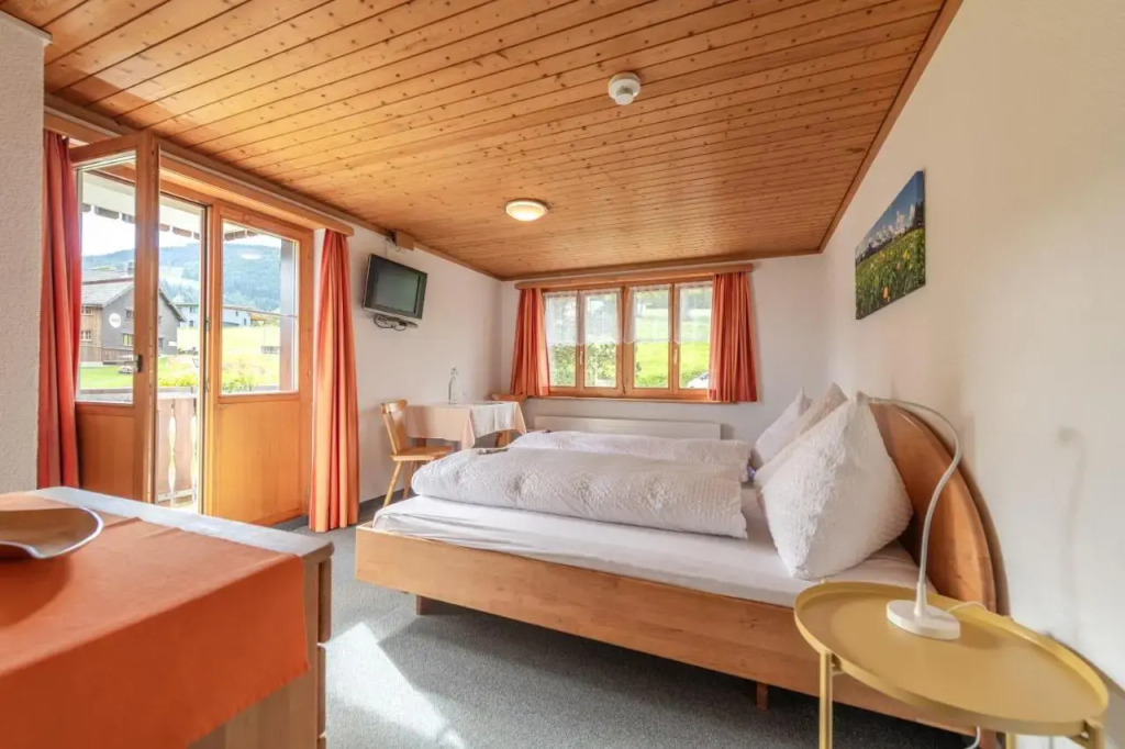 Schwendi Lodge
