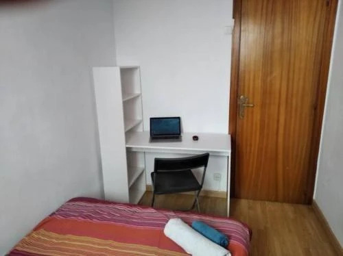 Old Town Apartment With Balcony And Wifi