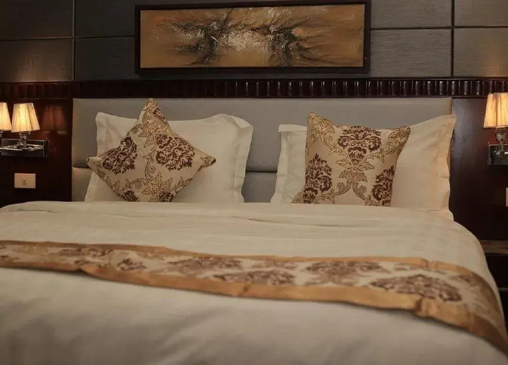 The 40th Pearl Hotel Suites