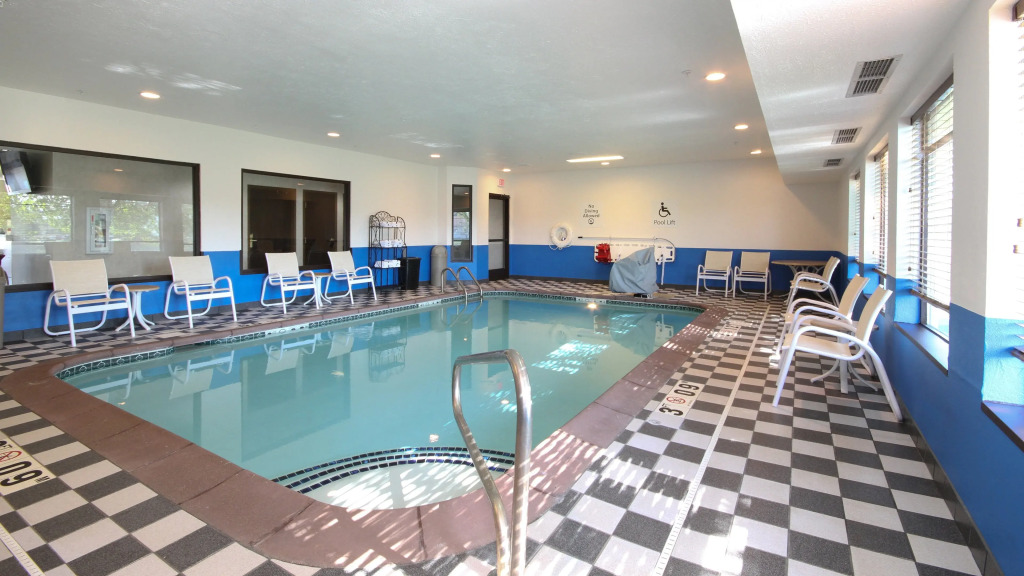 Holiday Inn Express Marshall by IHG