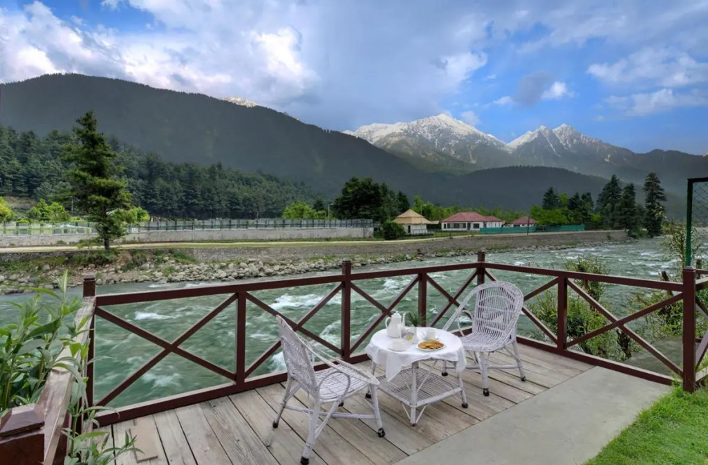 Hotel Heevan Pahalgam