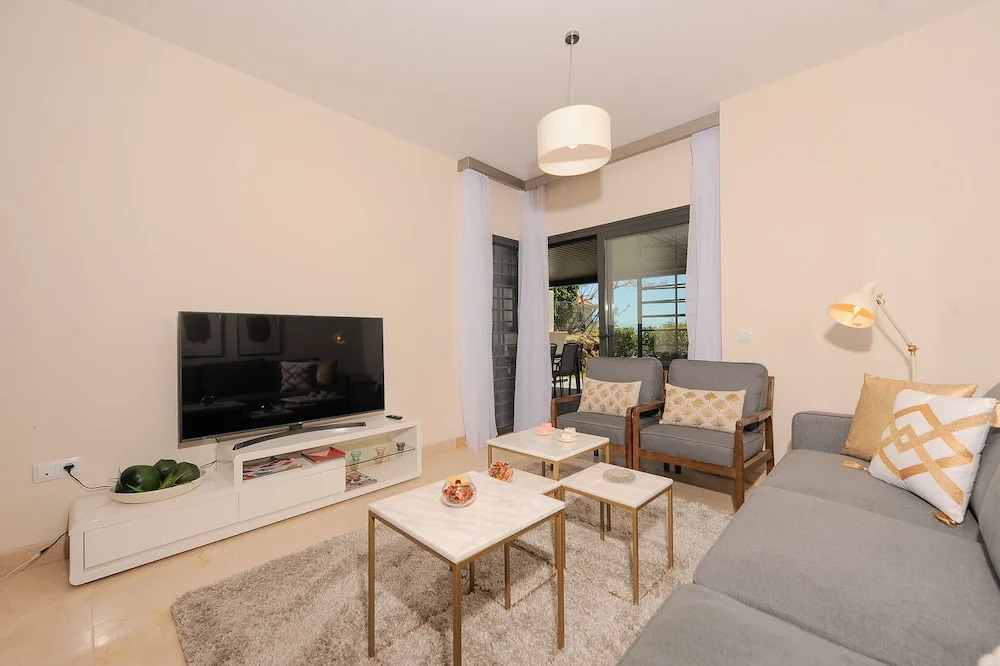 Flamingos Gardens Apartment Canovas