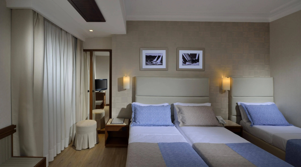 Best Western Signature Collection Hotel Paradiso