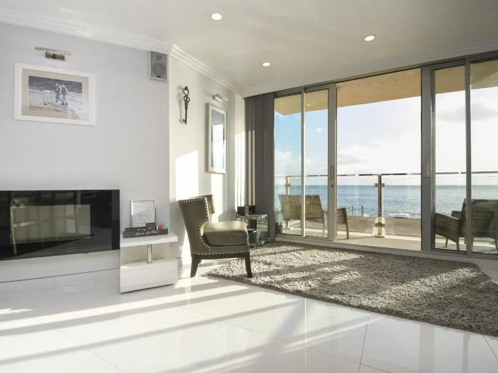 Apartment 39