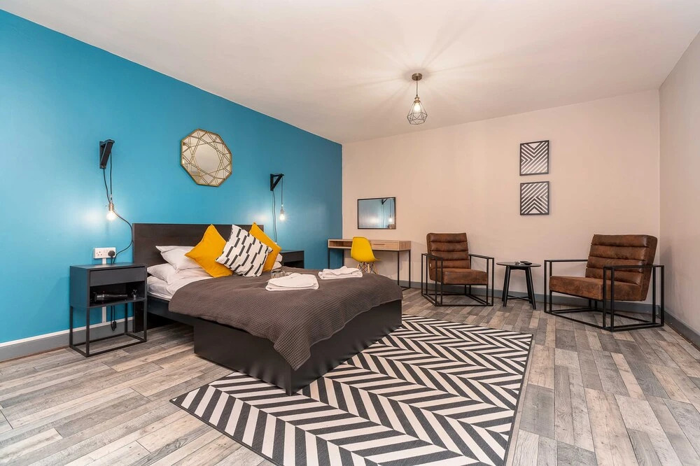 Pine Suite - Studio Apartment - Talbot Road
