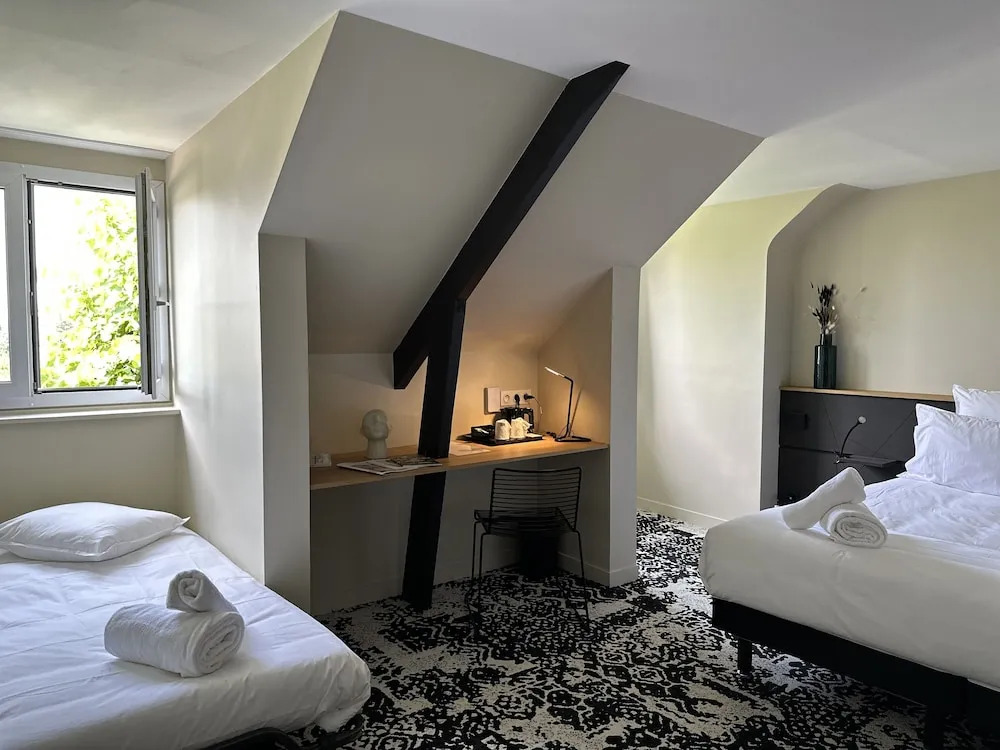Logis Hôtel & Restaurant Le Vert Bocage