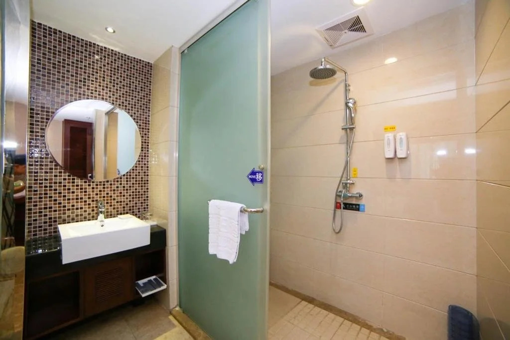 Jingzhou Huangting Holiday Hotel