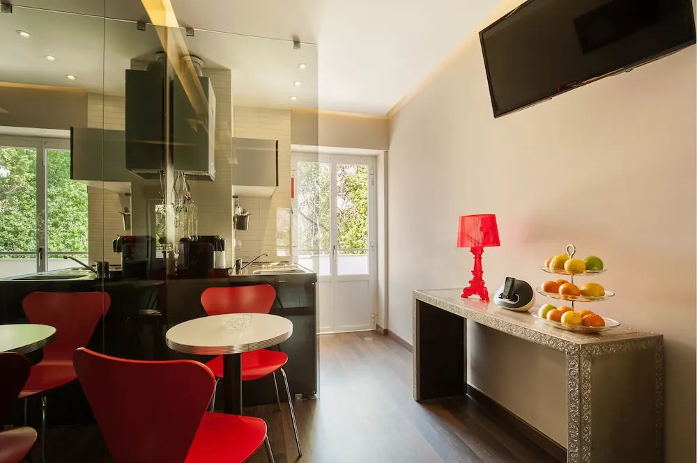 Lisbon City Break Suites