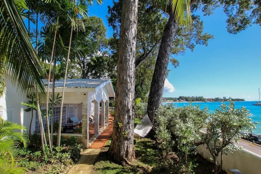 Church Point Cottage 3 Bedroom Home by Bluescape