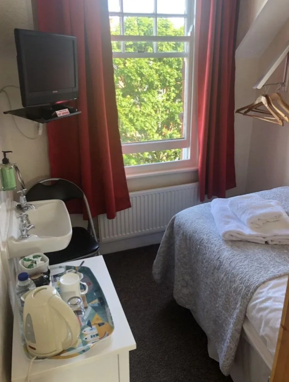 Kingsway GuestHouse