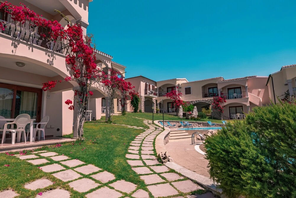 The Fantastic Residenza Badus 1 Bedroom Apartment Sleeps 4 No0811m
