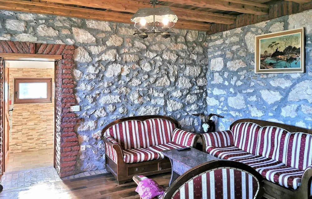 Amazing Home in Rijeka With 2 Bedrooms and Wifi