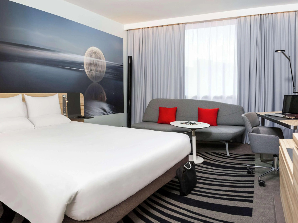 Novotel London Heathrow Airport T1 T2 and T3