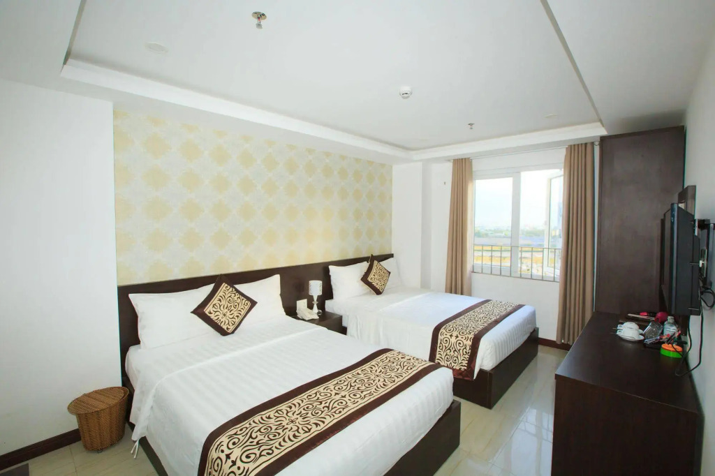 Lucky Star Hotel
