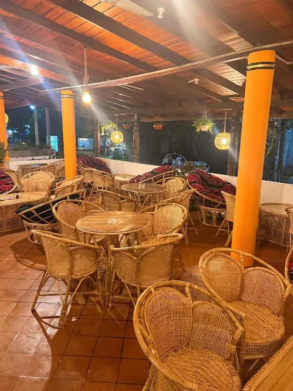 Hummus Hostel Hikkaduwa