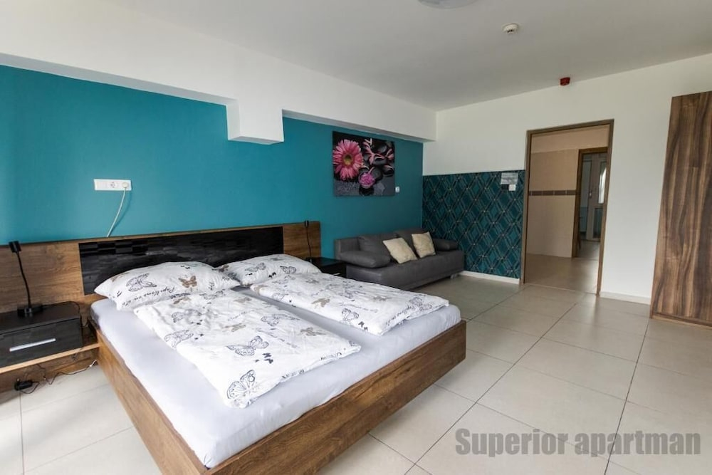 Tisza Gyöngye Apartmanok