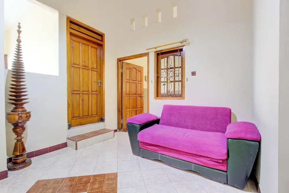 OYO 94003 Anjuk Ladang Homestay