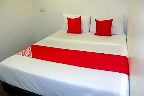 OYO 90035 Star Hotel