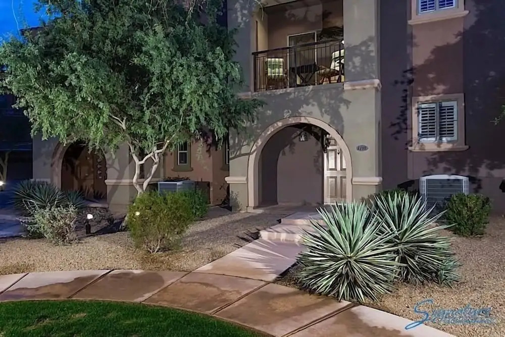 Hot Spot at Desert Ridge By Signature Vacation R