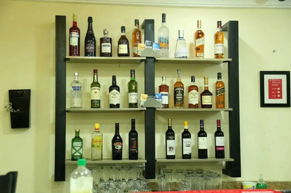 prime 16 hotels and suite
