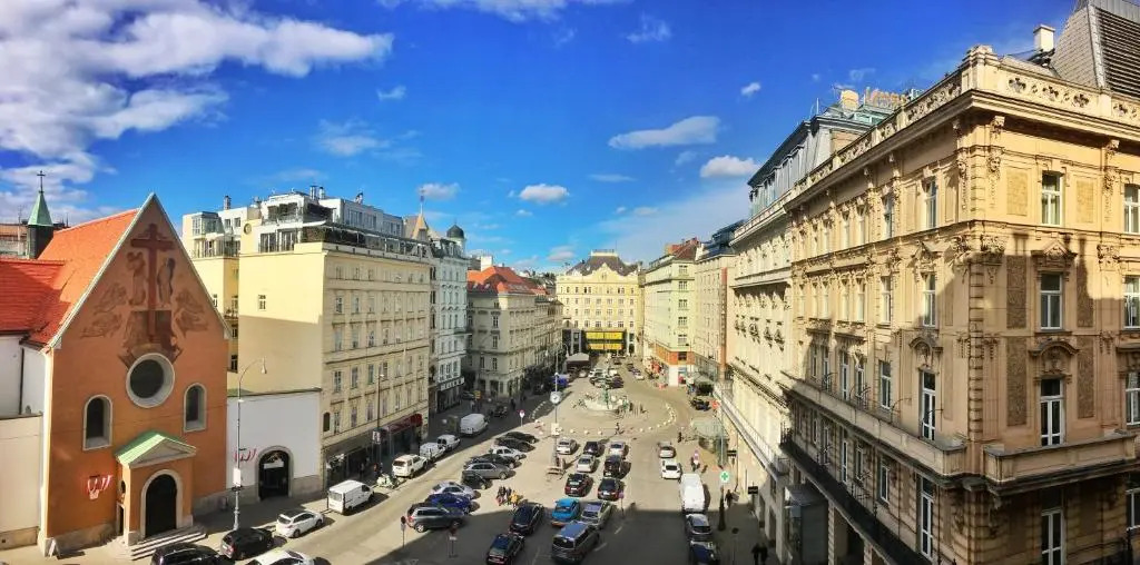 Imperium Residence - Experience the most Luxurious Apartment in Vienna Center