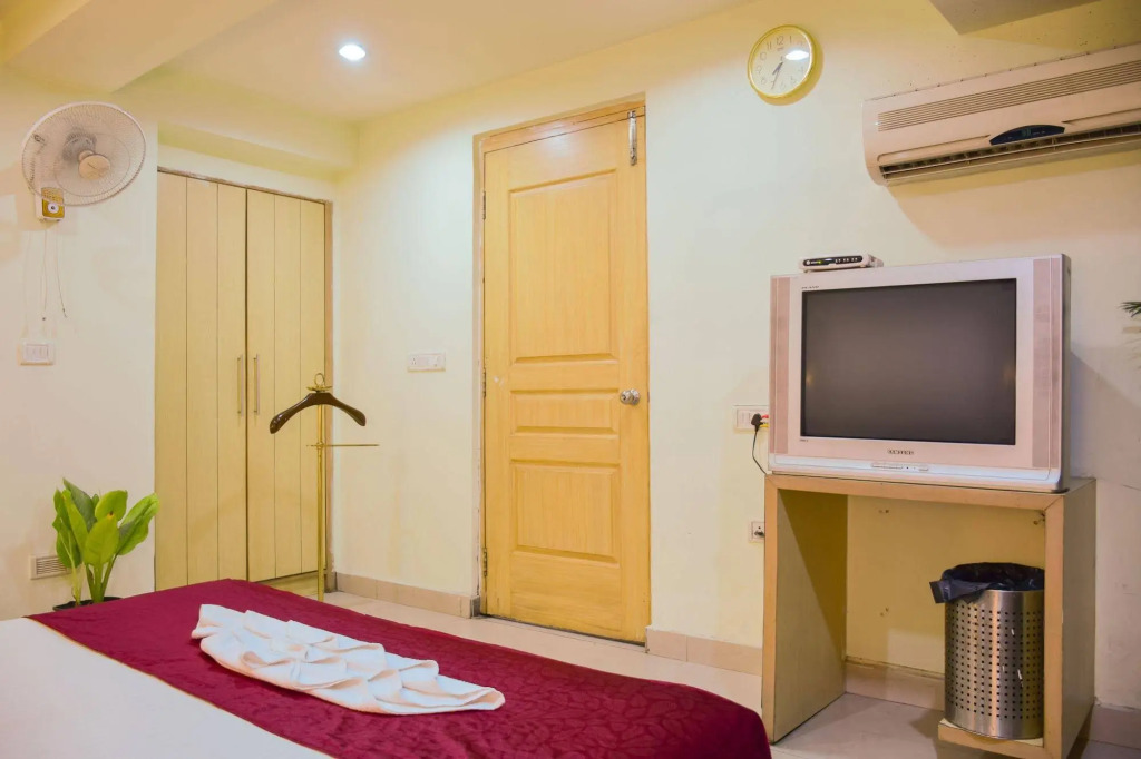 ZO Rooms Ameerpet Satyam