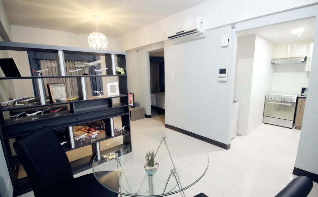Max Stays Max Style at Parkside Villas
