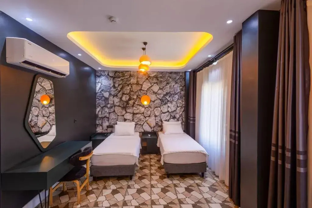 Lidar Otel