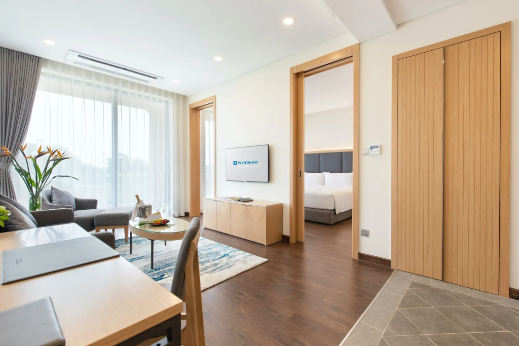 Wyndham Sky Lake Resort and Villas