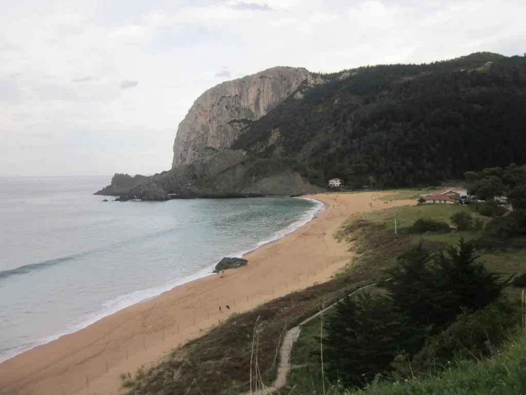 EA playa montaña45'GUGGEMHEIN