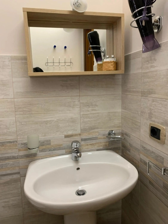 Emyteo Apartment