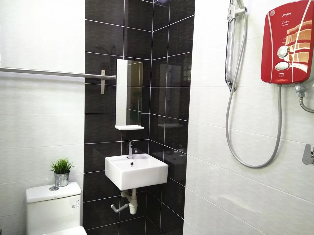 H & H Guest House (Melaka Homestay) 马六甲晋巷民宿