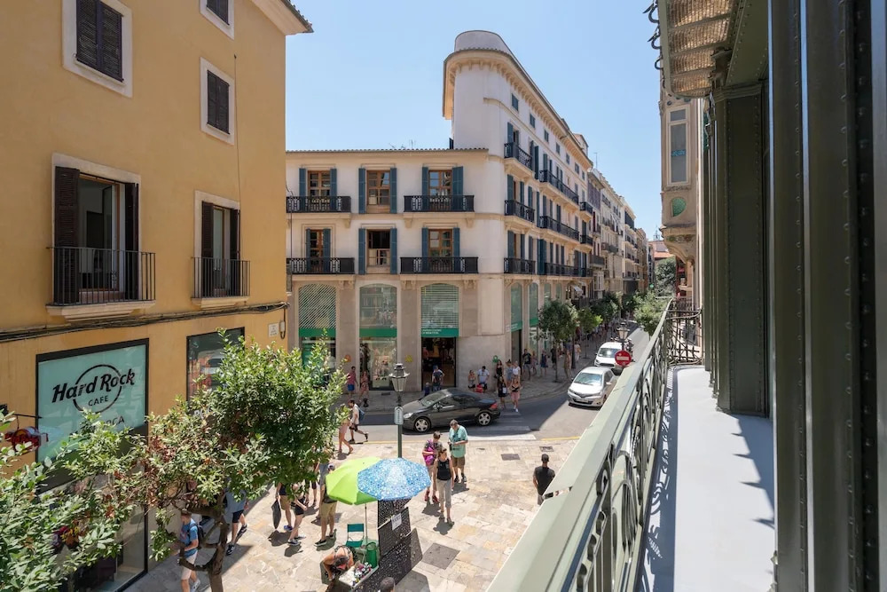 L'Aguila Suites Bennassar