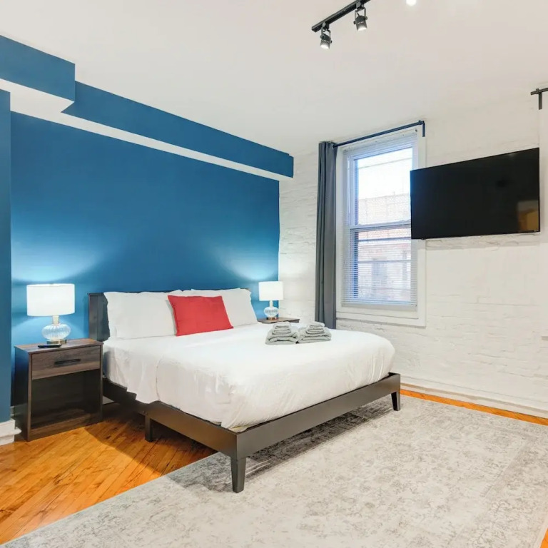 303 N 3rd St B2