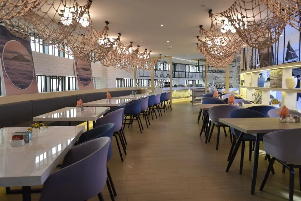 Atour Hotel Qingdao Olympic Sailing Center May Fourth Square
